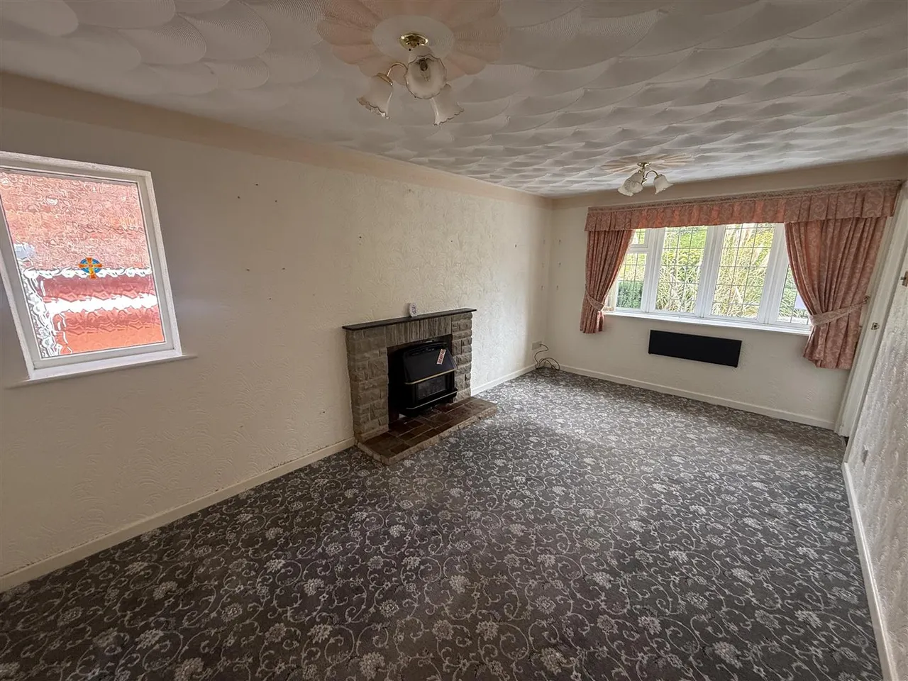 Chatsworth Drive, Tutbury, DE13, photo 2