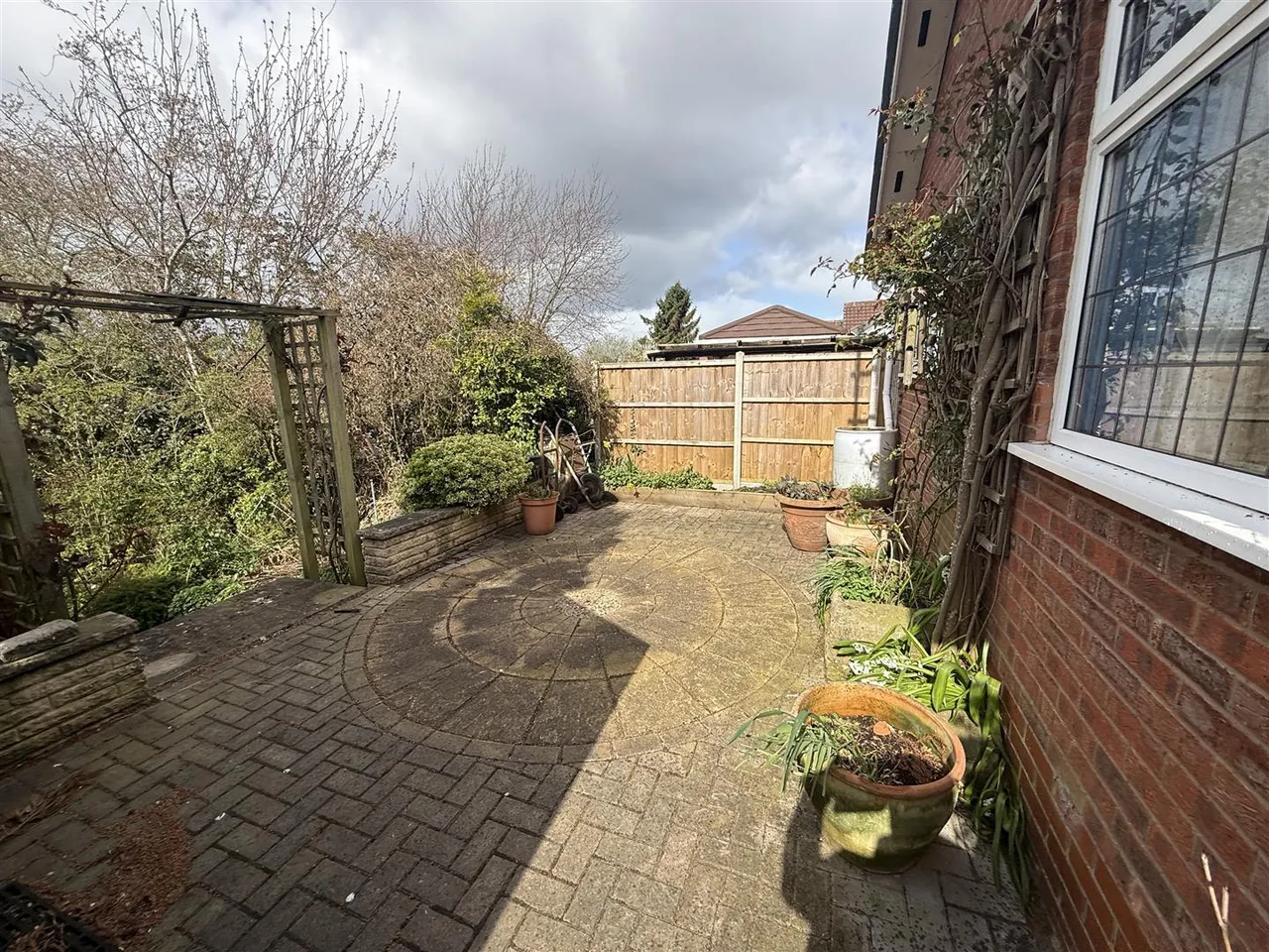Chatsworth Drive, Tutbury, DE13, photo 8