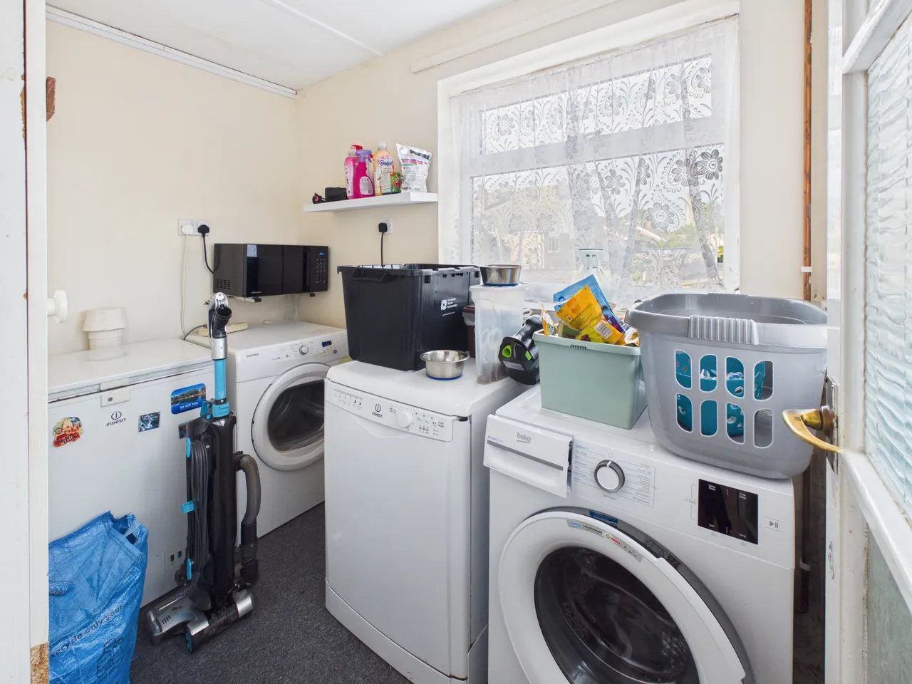 Oakley Close, Westonzoyland, photo 7