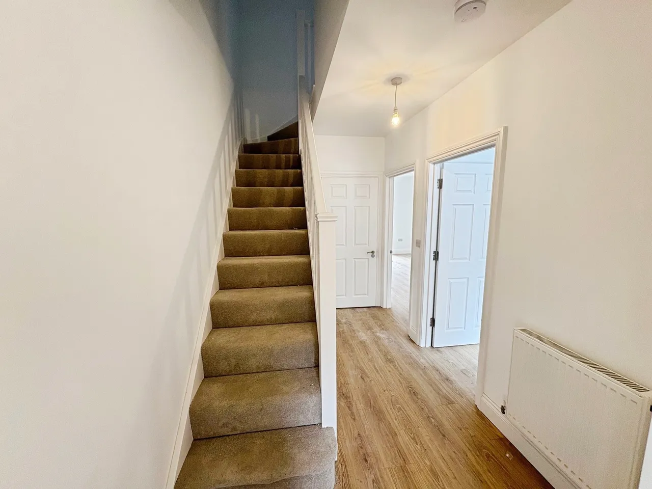 Turnpike Close, Runfold, Farnham, Hampshire, GU10 1FX, photo 8