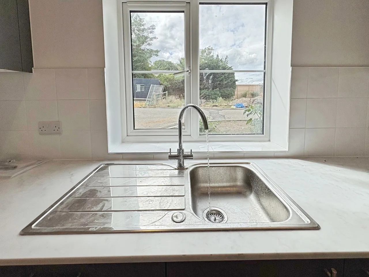 Turnpike Close, Runfold, Farnham, Hampshire, GU10 1FX, photo 11
