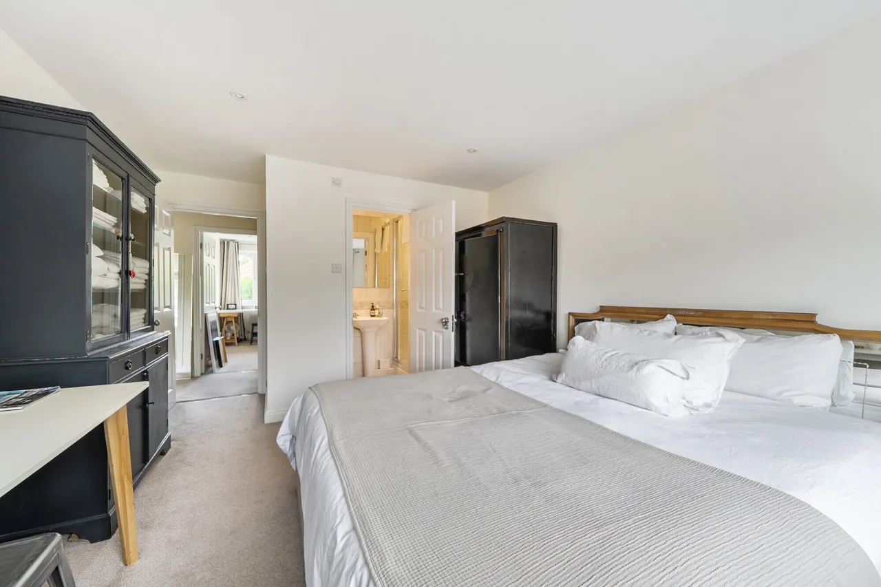 Trafford Close, Great Missenden, HP16, photo 13