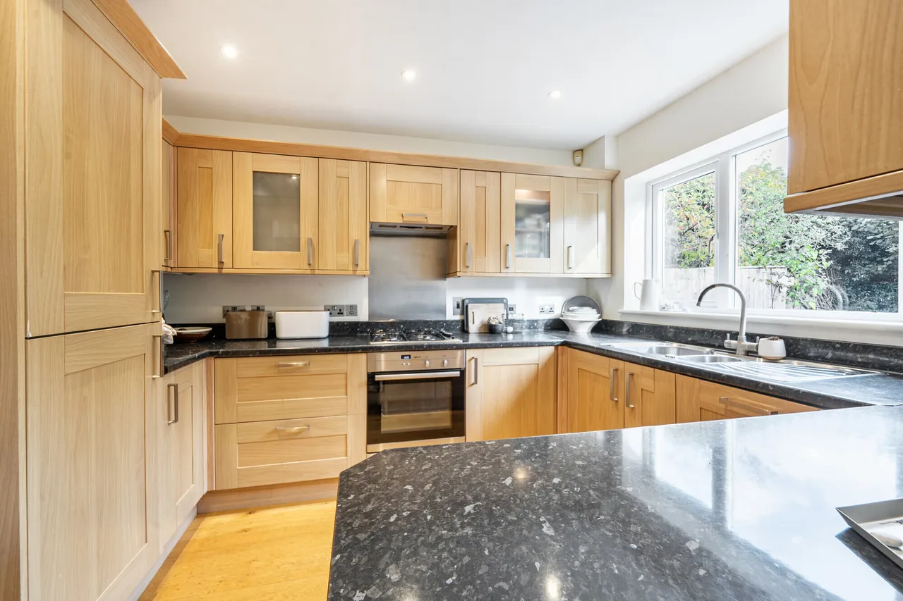 Trafford Close, Great Missenden, HP16, photo 6