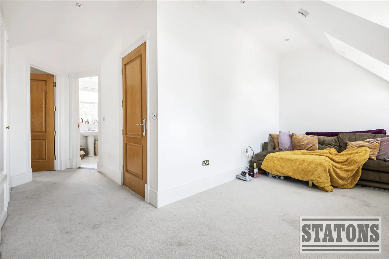 Broad Walk, London, N21 3DA, photo 27