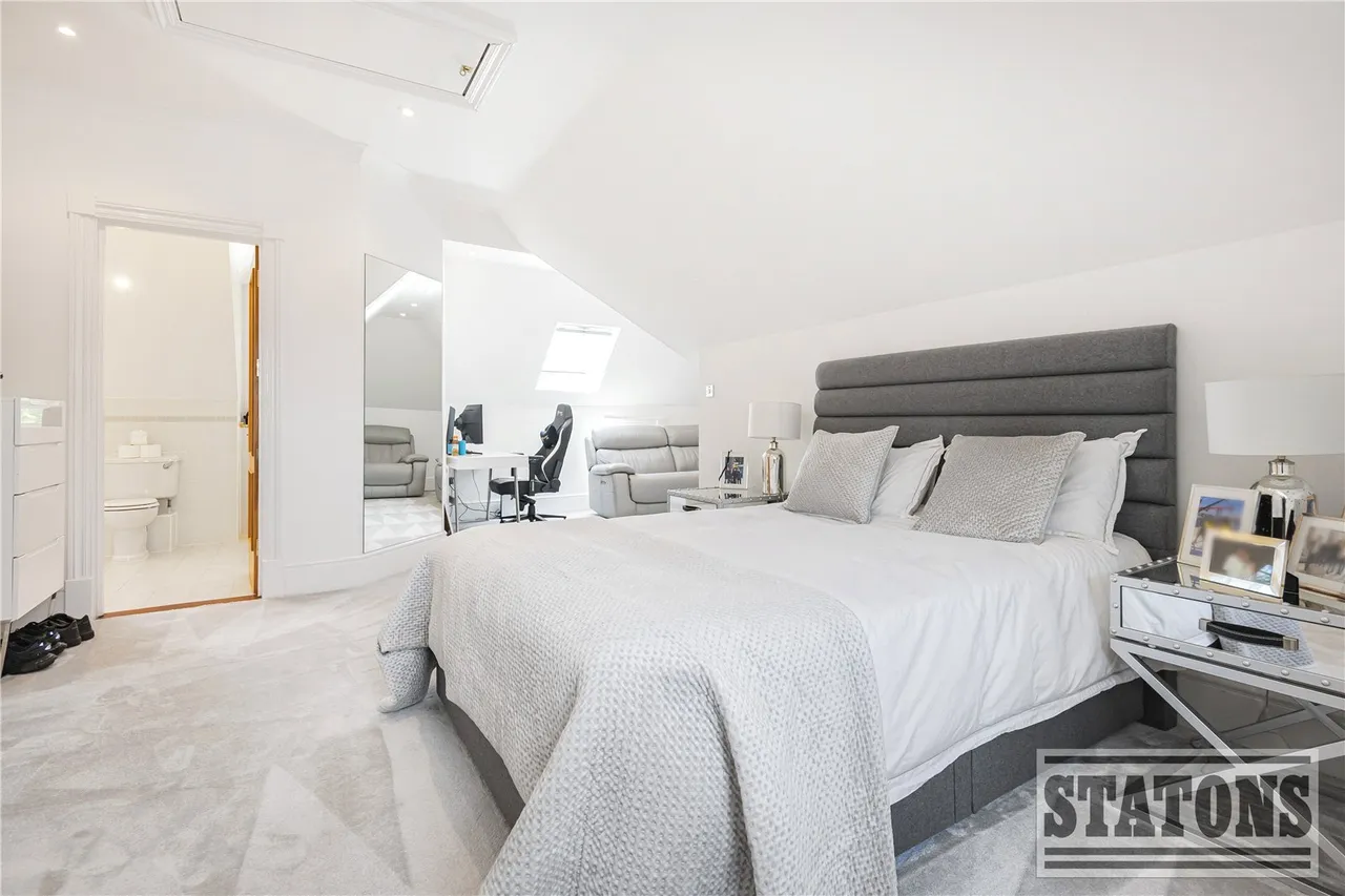 Broad Walk, London, N21 3DA, photo 25