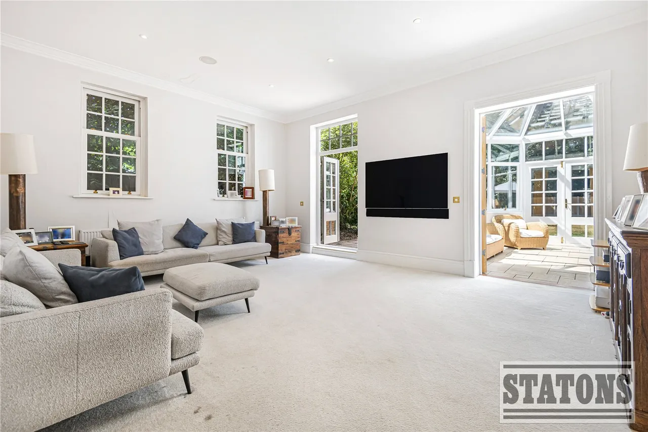 Broad Walk, London, N21 3DA, photo 15