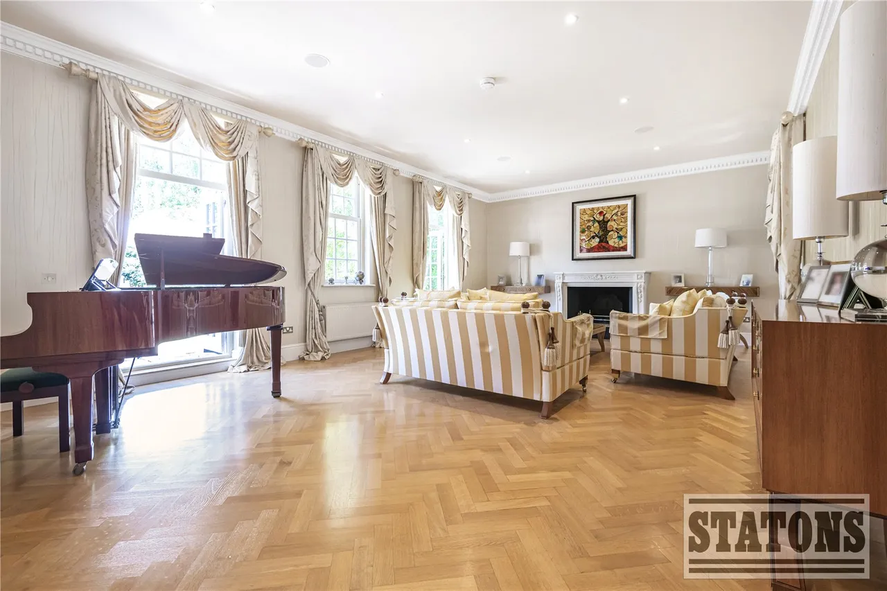 Broad Walk, London, N21 3DA, photo 9