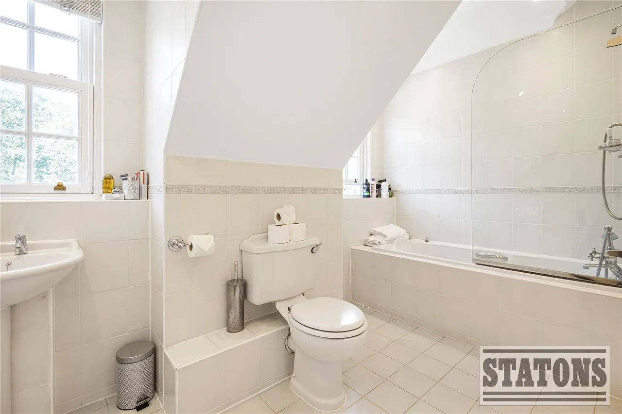 Broad Walk, London, N21 3DA, photo 26