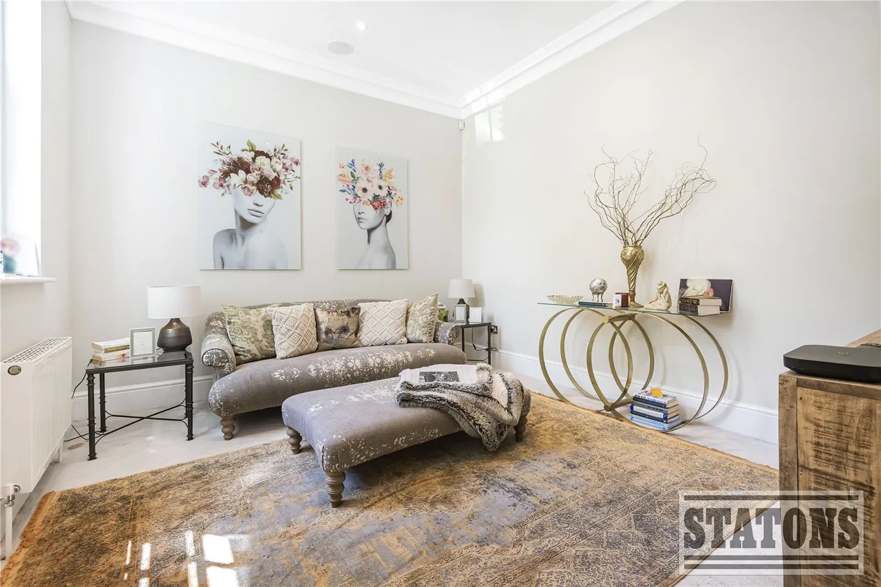 Broad Walk, London, N21 3DA, photo 6
