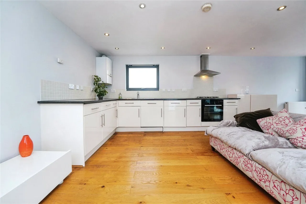 Pittville Mews, Cheltenham, GL52, photo 7
