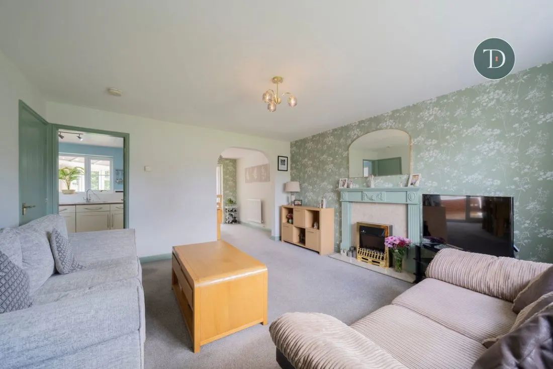 Barry Close, Stanney Oaks, CH65 9HR, photo 2