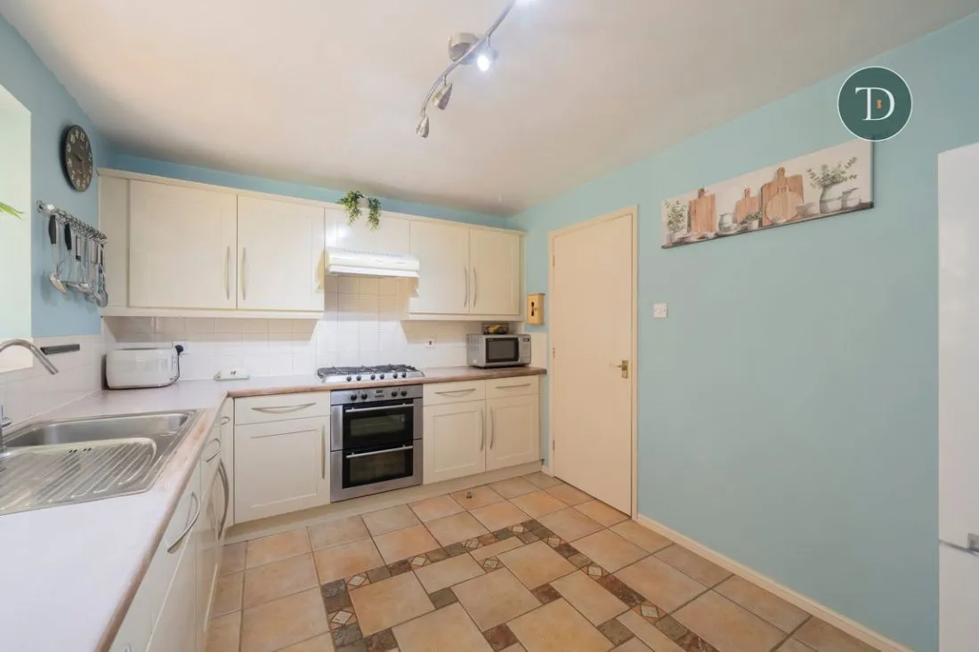 Barry Close, Stanney Oaks, CH65 9HR, photo 9