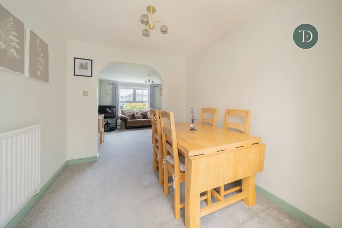 Barry Close, Stanney Oaks, CH65 9HR, photo 7