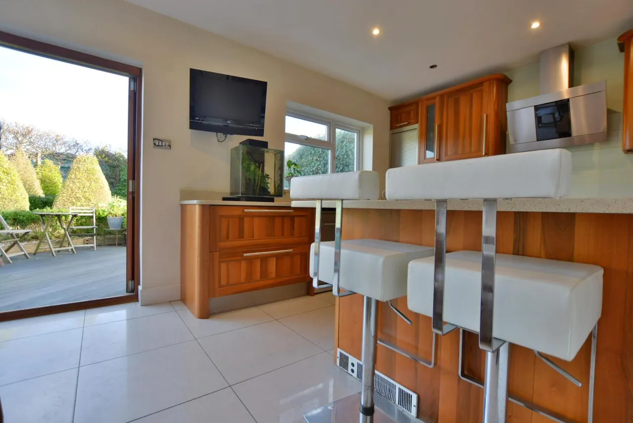 Lake Drive, BH15, photo 12