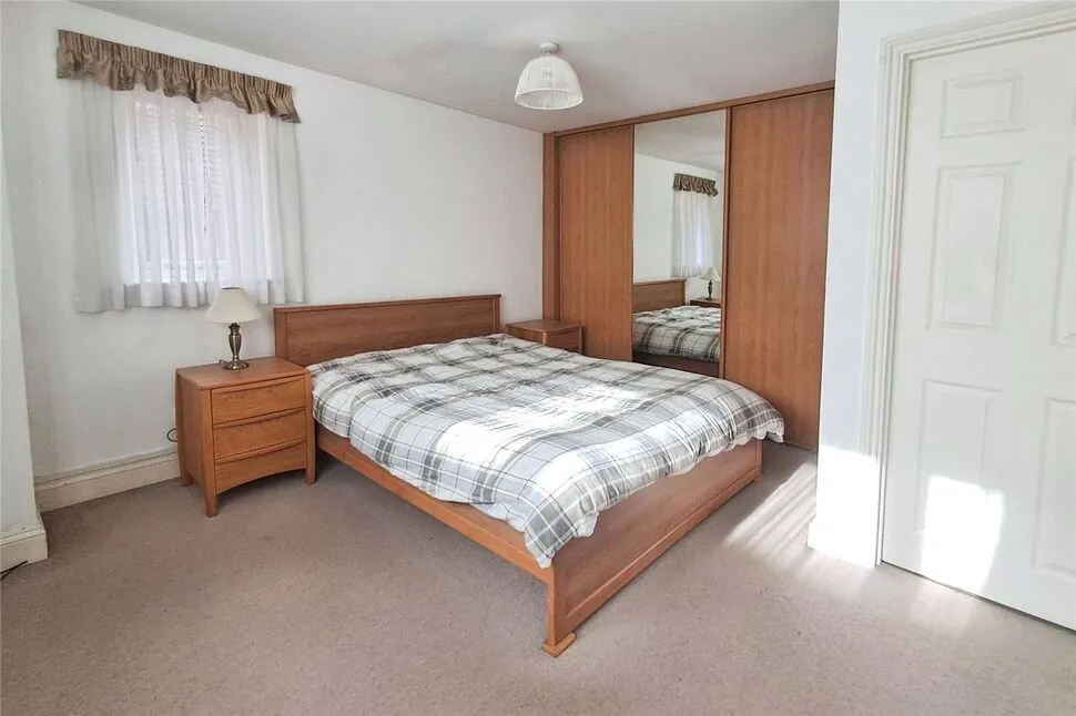 Hawks Lane, Canterbury, Kent, CT1, photo 5