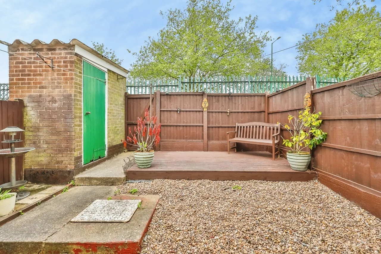 Dunholme Close, Nottingham, Nottinghamshire, NG6, photo 13