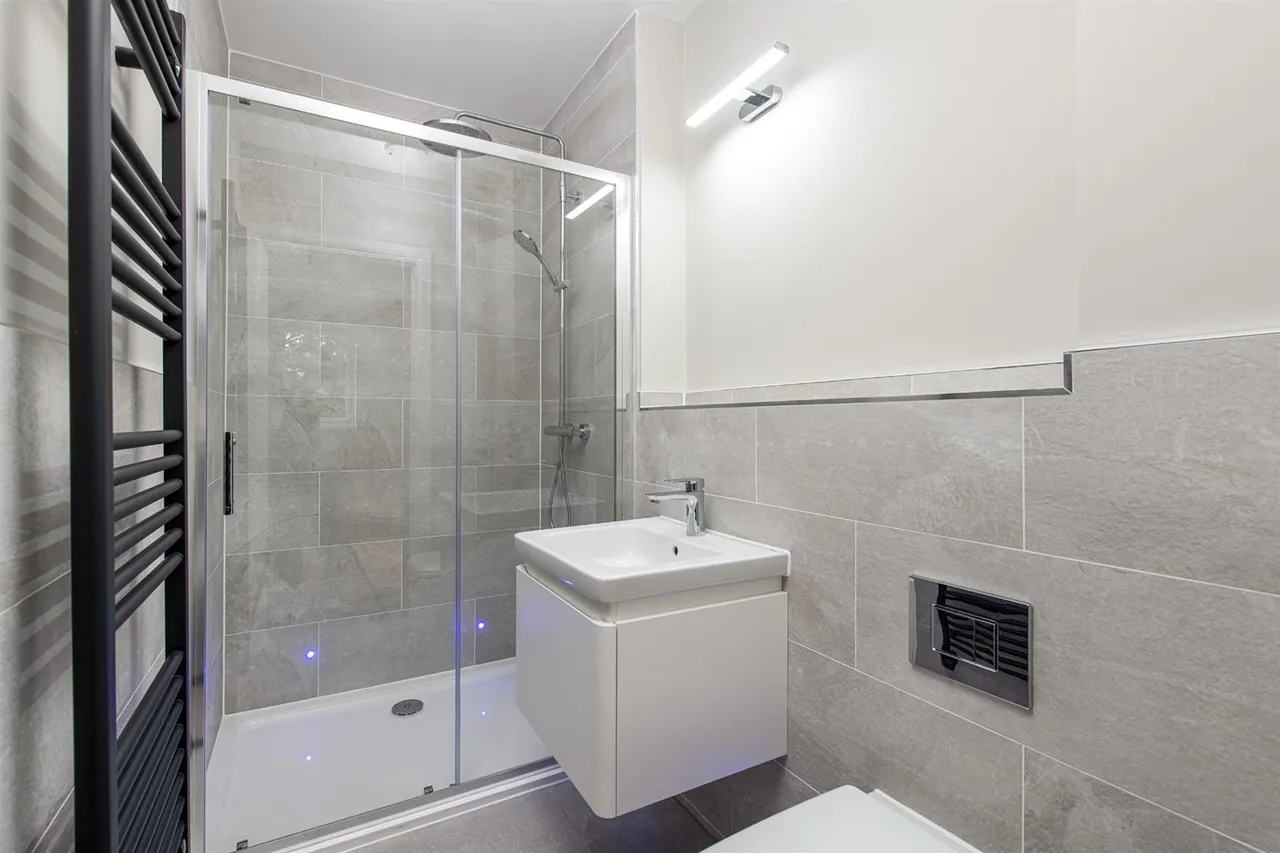 Polebarn Road, Trowbridge, BA14, photo 9