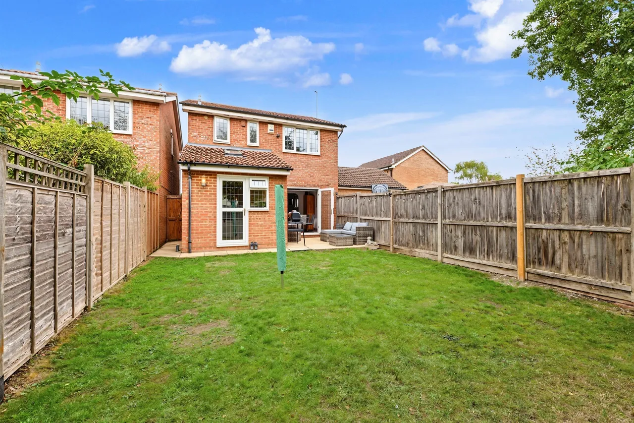 Dean Way, Aston Clinton, HP22, photo 21