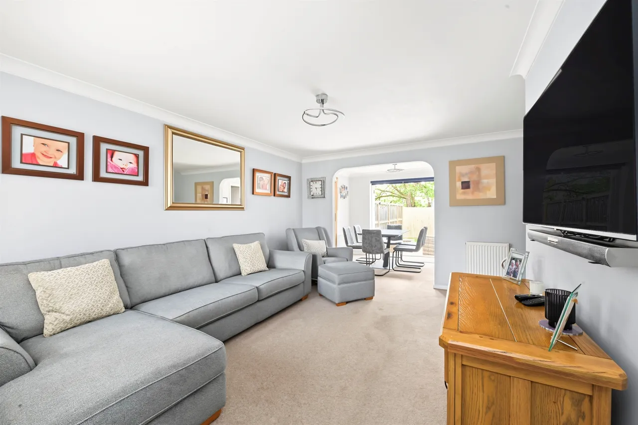 Dean Way, Aston Clinton, HP22, photo 3