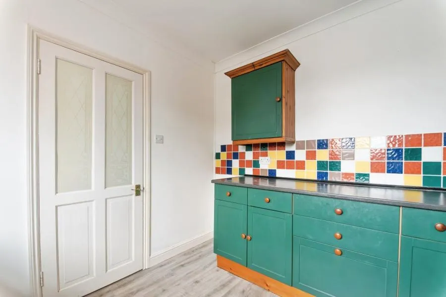 West End Road, Swindon, SN3, photo 7