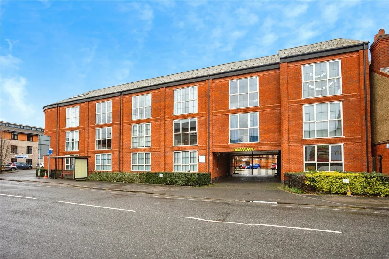 1 bed flat for sale, Nottingham Road, Loughborough, LE11