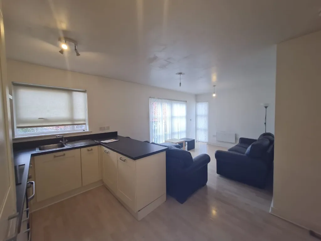 Stamford Street East, Ashton-Under-Lyne, OL6, photo 4