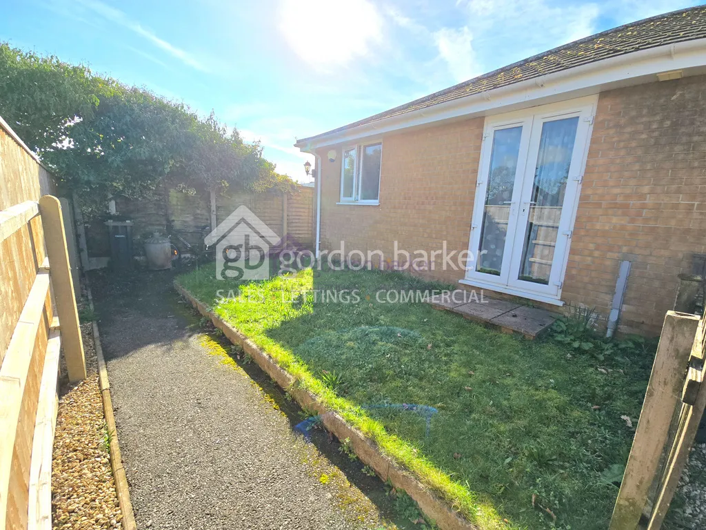 Fernheath Road, Bournemouth, BH11 8SF, photo 2