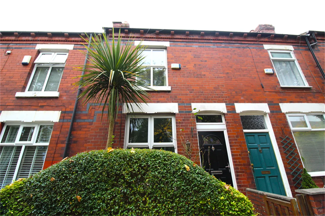 2 bed house to rent, Bardsley Street, Heaton Norris