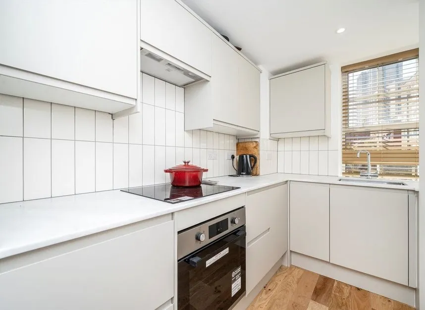 Old Castle Street, Aldgate, E1, photo 5