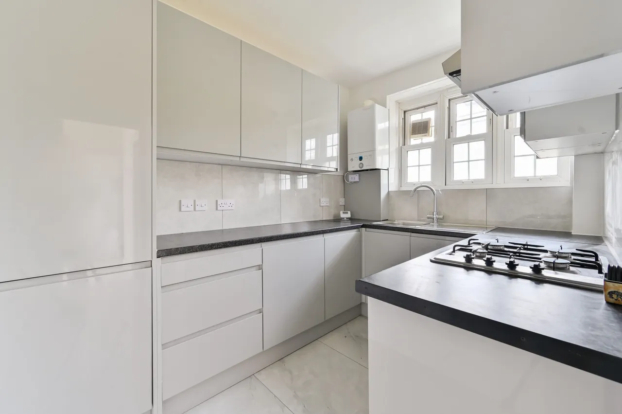 13 Dungeness House, York Road, London, photo 2