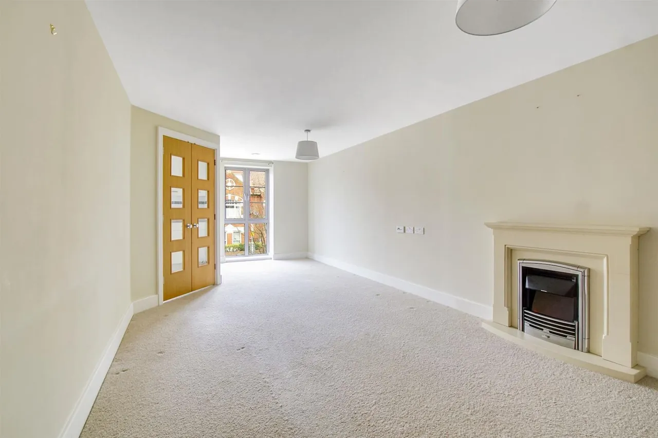 Kingston Road, Raynes Park, SW20, photo 11