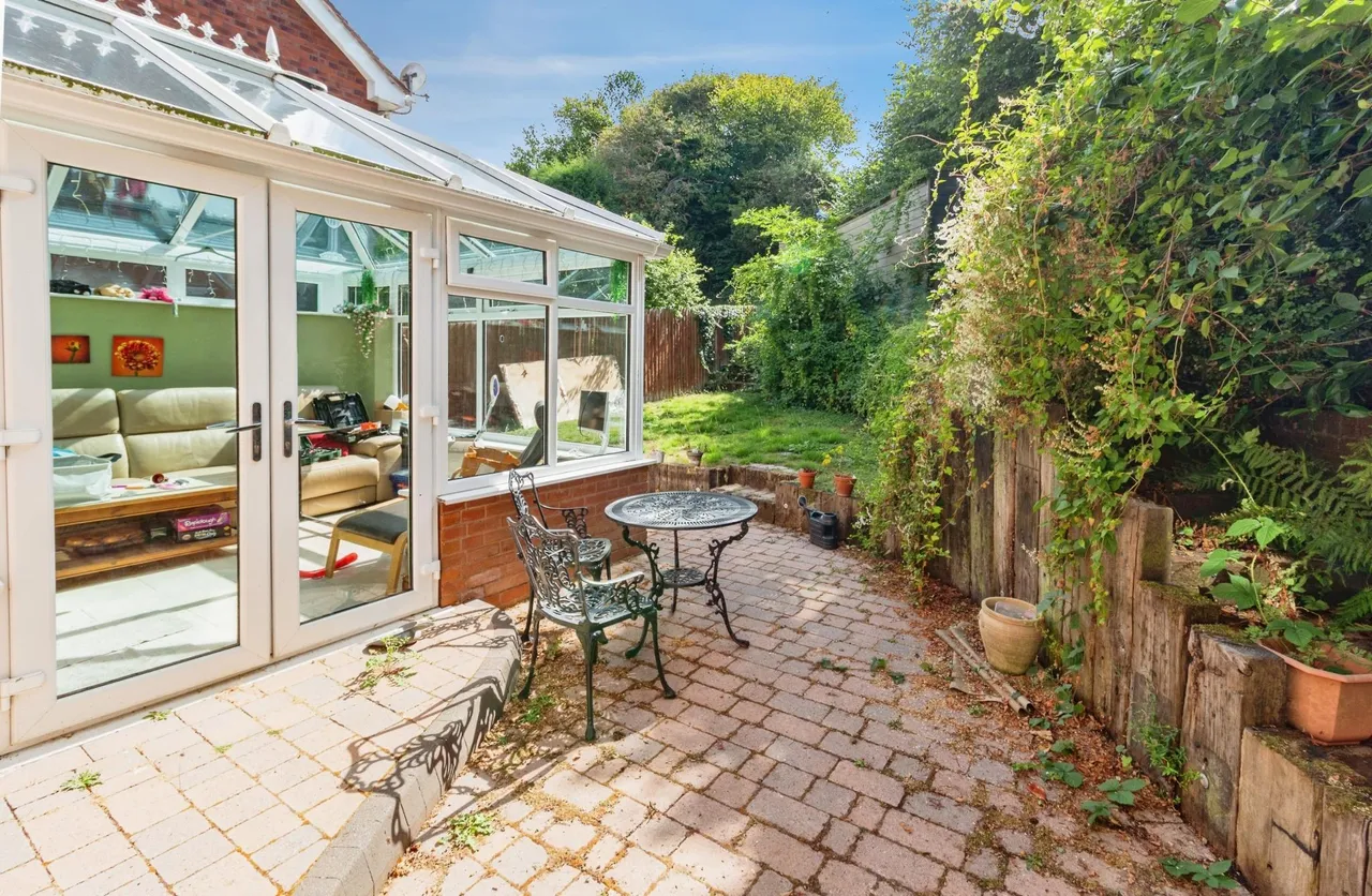 Greenacre, Hixon, ST18, photo 18