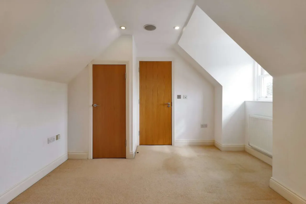 Oak Tree Close, Sevenoaks, TN13, photo 8