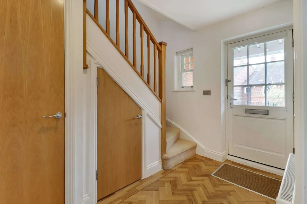 Oak Tree Close, Sevenoaks, TN13, photo 5