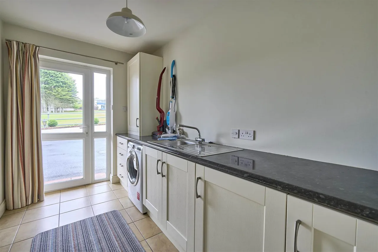 Church Road, Helens Bay, BT19, photo 17