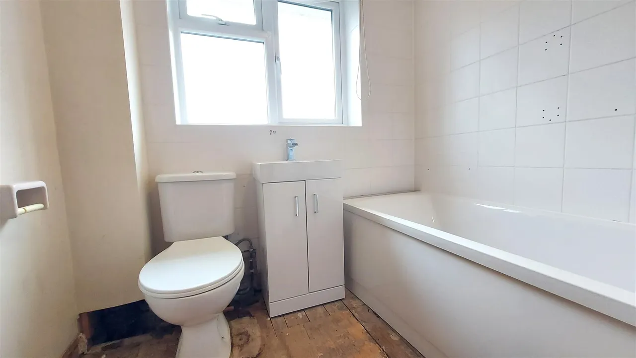 Baldwin Grove, Bourne, photo 10