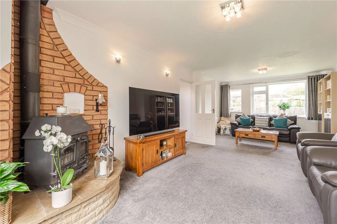 Kineton Road, Gaydon, Warwick, Warwickshire, CV35, photo 7