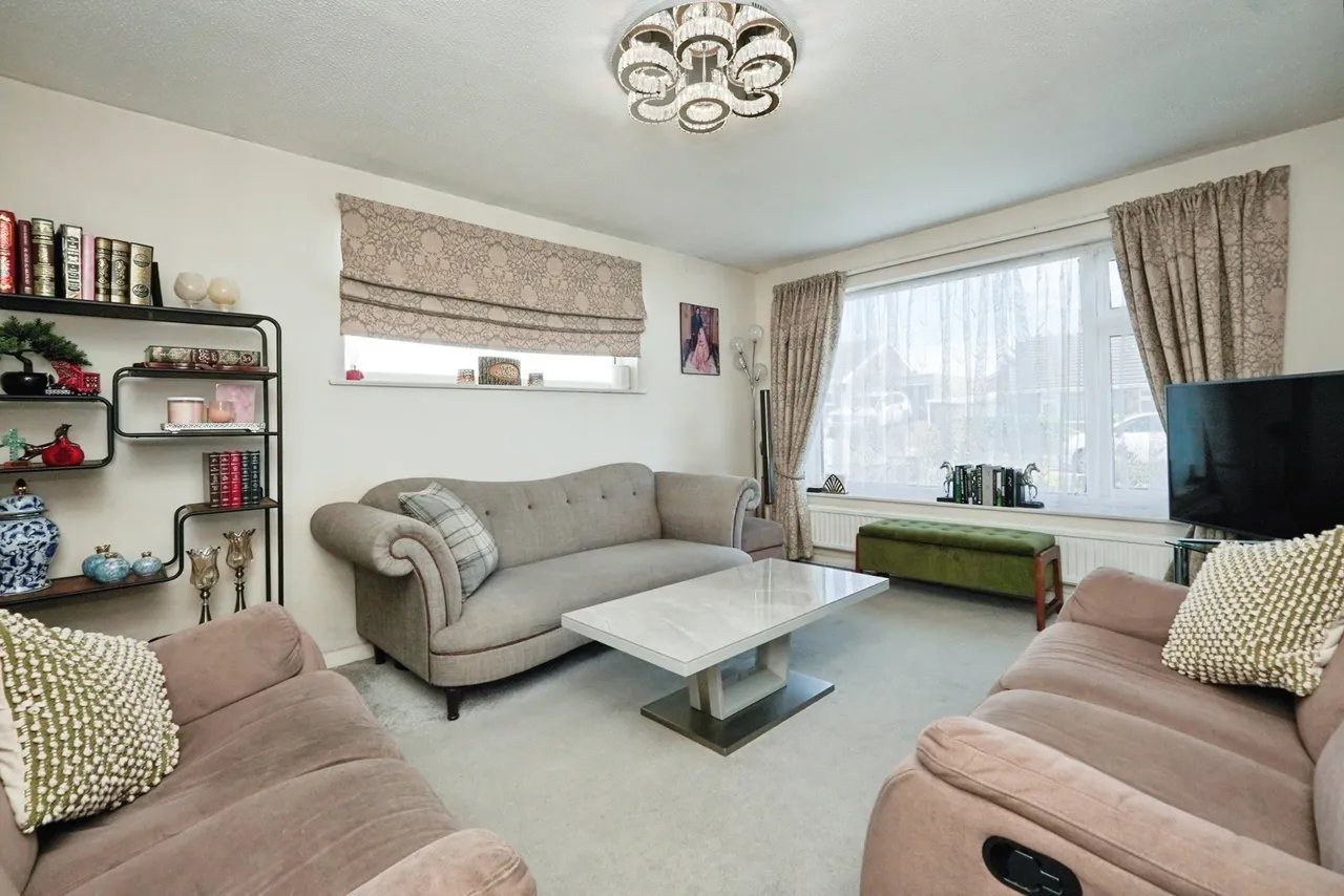 Derwent Avenue, Ramsgate, CT11, photo 3