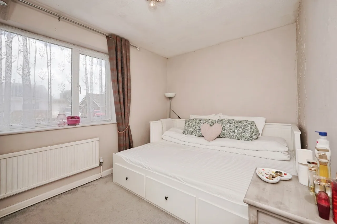Derwent Avenue, Ramsgate, CT11, photo 11