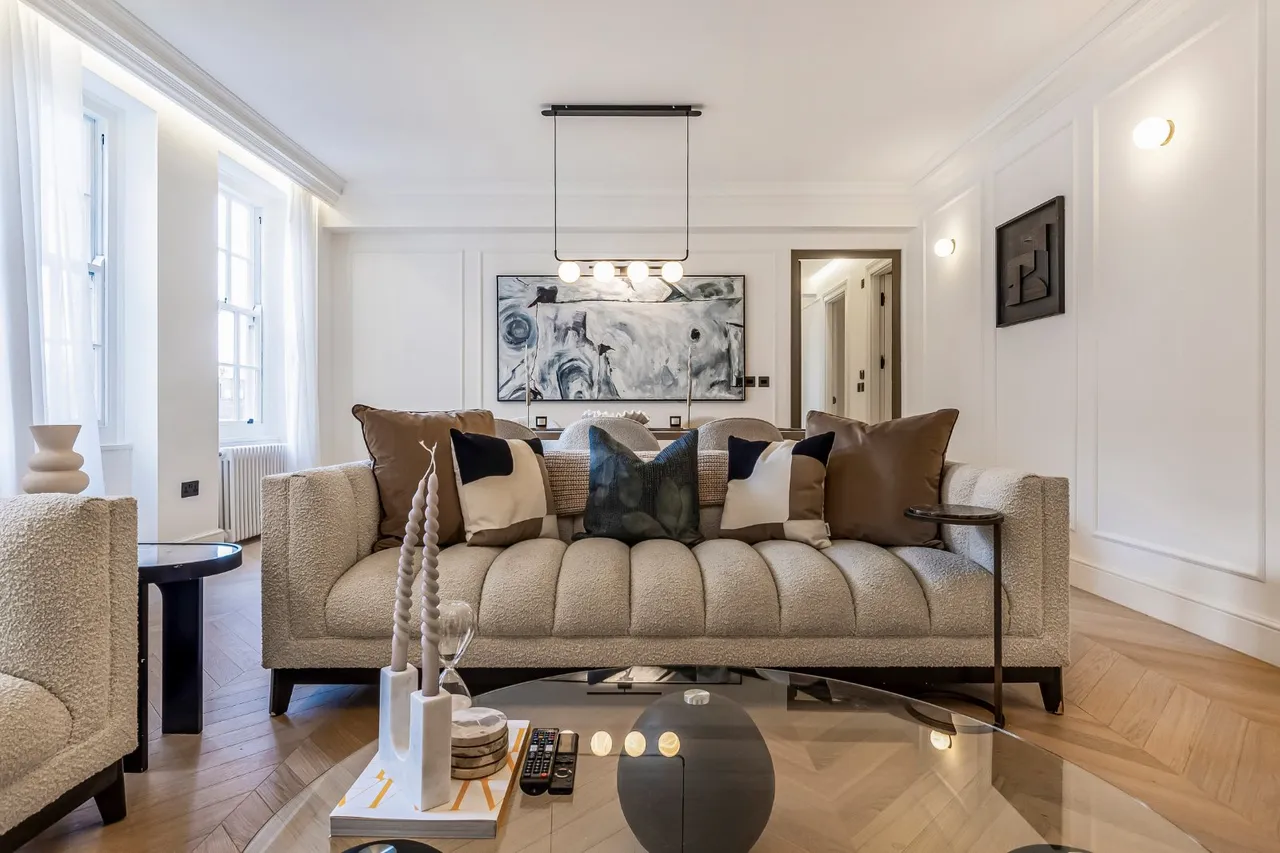 Portman Square, Marylebone, W1H, photo 15