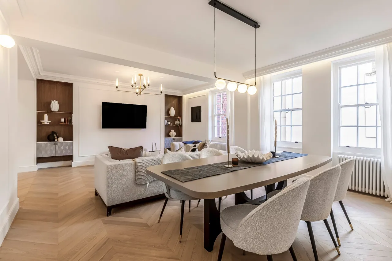 Portman Square, Marylebone, W1H, photo 3