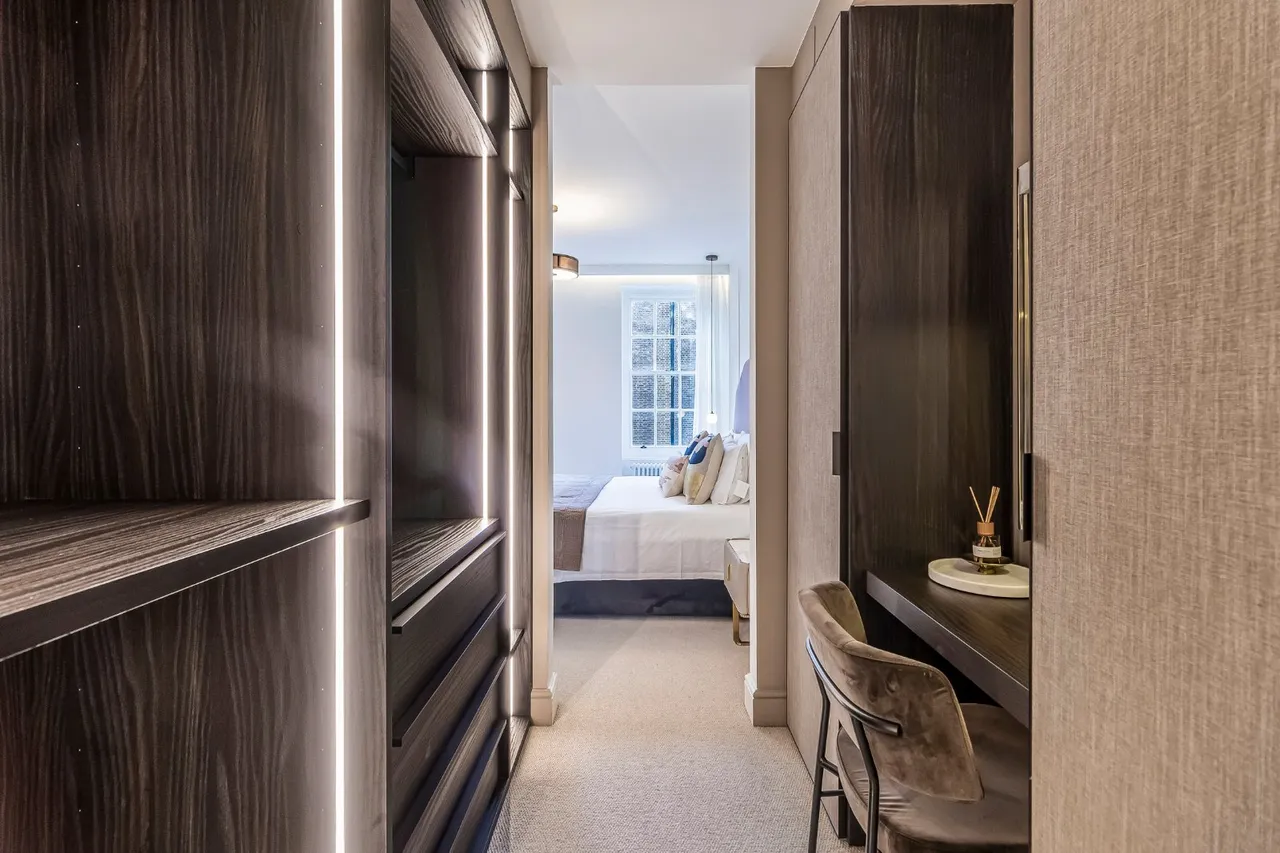 Portman Square, Marylebone, W1H, photo 6