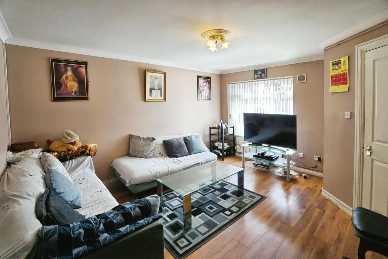 Cox Road, Coseley, WV14, photo 7