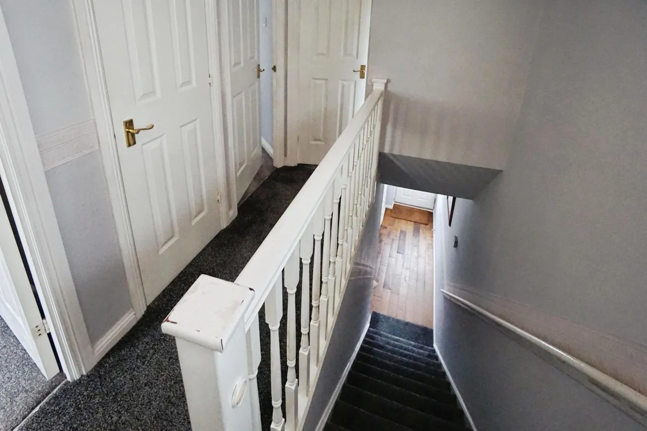 Cox Road, Coseley, WV14, photo 13