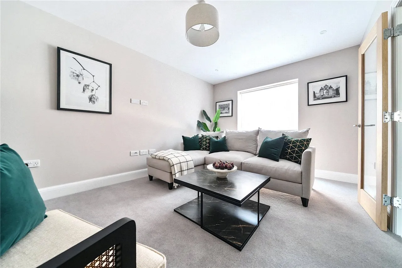 Brookwood Road, Petersfield, GU31, photo 4