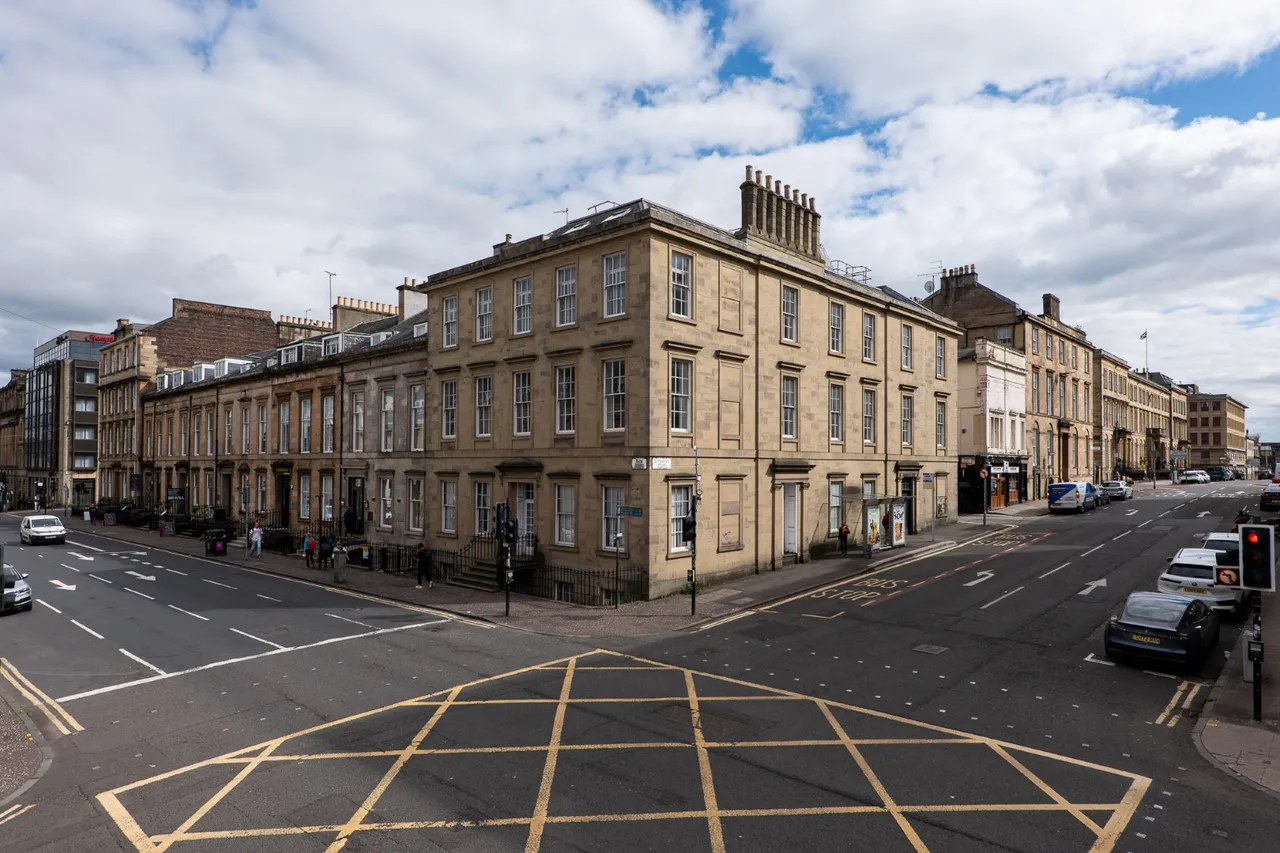 house for sale — 120 Blythswood Street, Glasgow, G2 4EA