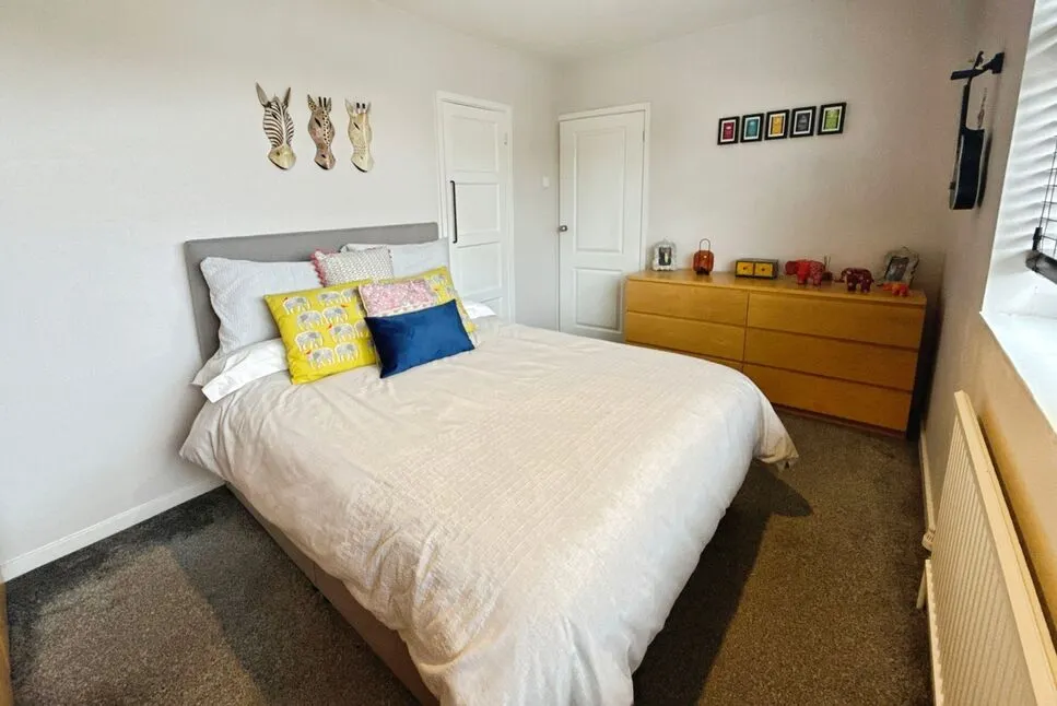 Ellesmere Street, Swinton, M27, photo 13