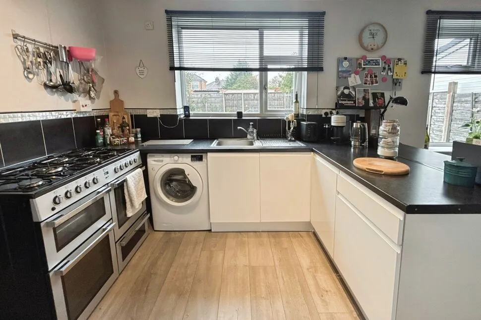 Ellesmere Street, Swinton, M27, photo 6