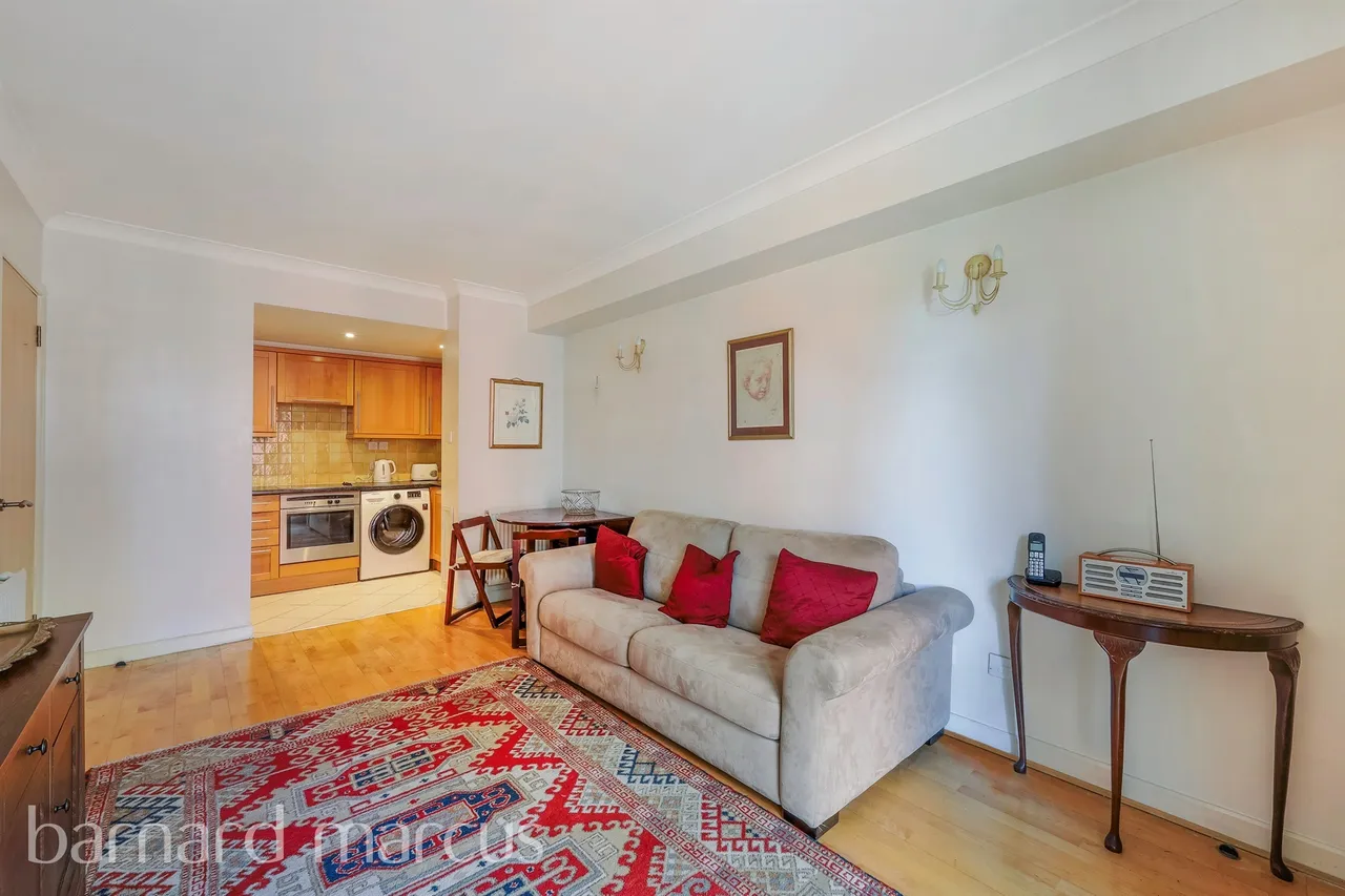 High Street, Purley, CR8, photo 5