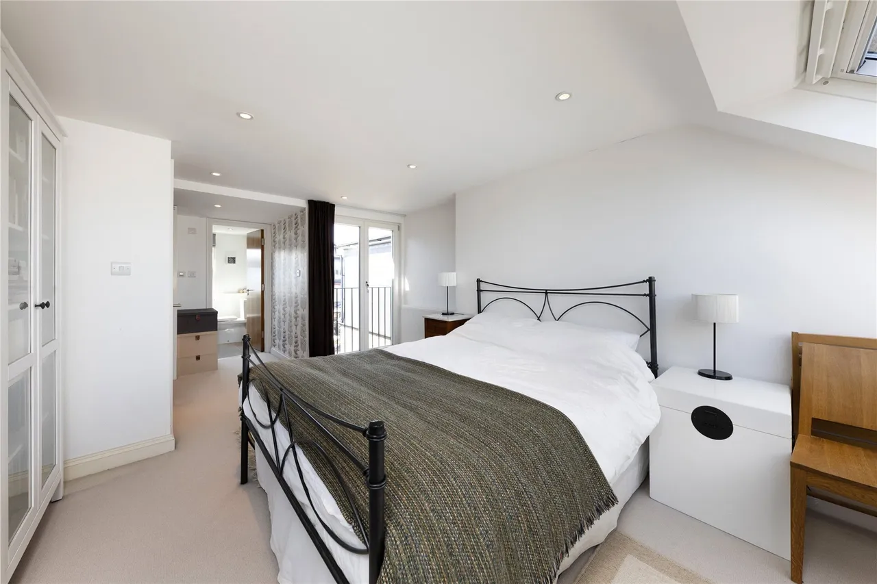 Clonmore Street, Southfields, London, SW18, photo 6